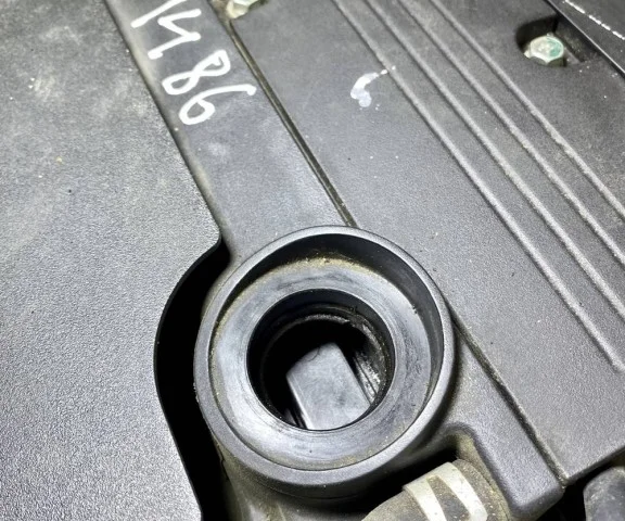 Двигатель для Peugeot 4007 GP 2007-2014 на фотографиях