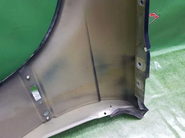 Крыло правое для BMW 7er Е38 1994-2001 на фотографиях