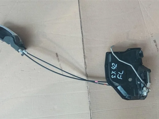 Двери для Suzuki SX4 2006-2009 на фотографиях