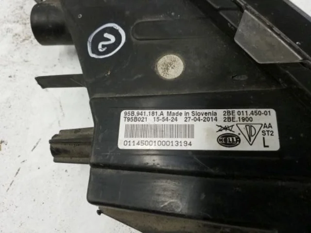 Дневной ходовой огонь левый для Porsche Macan 95B 2014-2023 на фотографиях