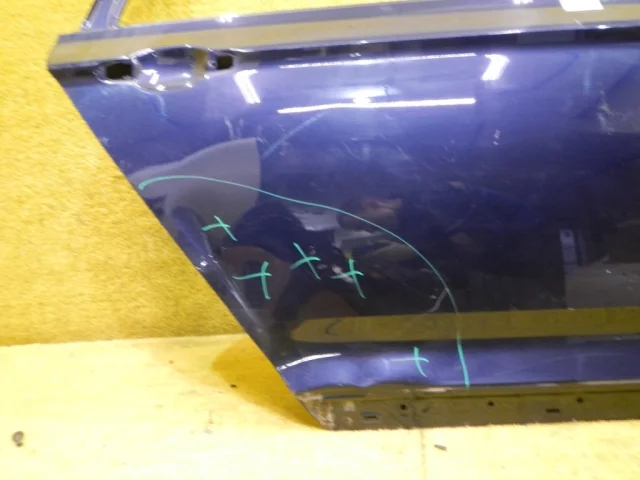 Дверь задняя правая для Volkswagen Passat (B8) Variant 2014-2019 на фотографиях