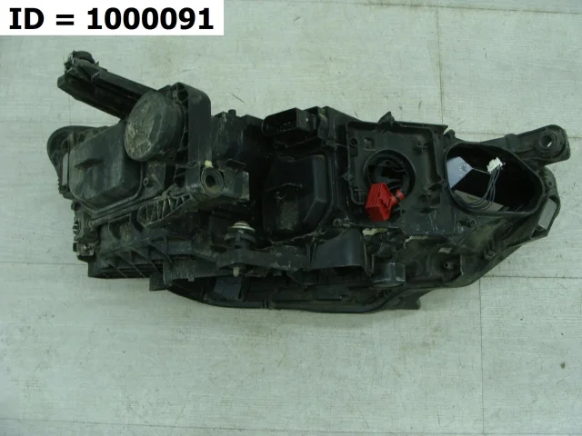 Фары для Volkswagen Passat (B8) Variant 2014-2019 на фотографиях