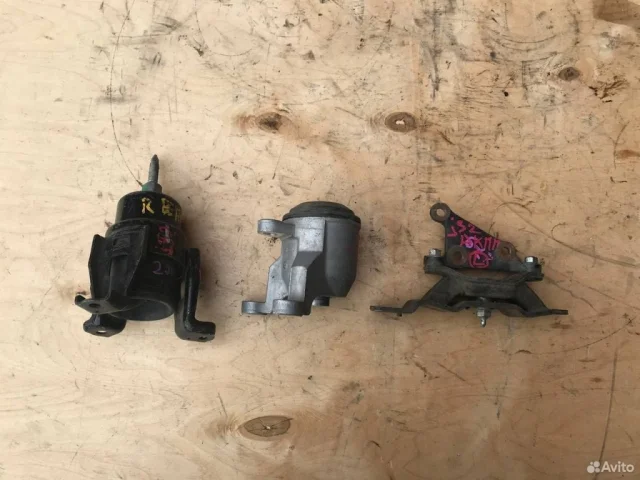 Подушка двигателя задняя левая нижняя для Nissan Teana J32 2008-2013 на фотографиях