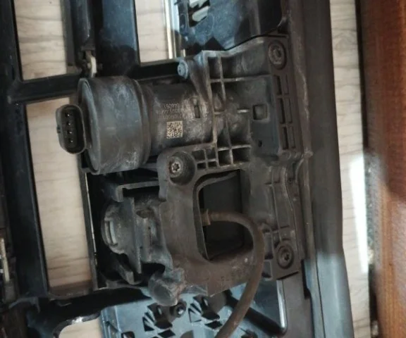 Решетка переднего бампера для Mercedes-Benz S class W222 2013-2017 на фотографиях