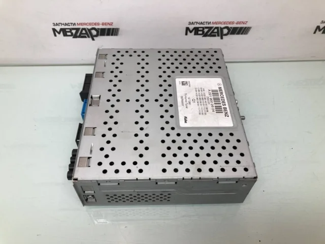 TV-тюнер для Mercedes-Benz S class W222 2013-2017 на фотографиях