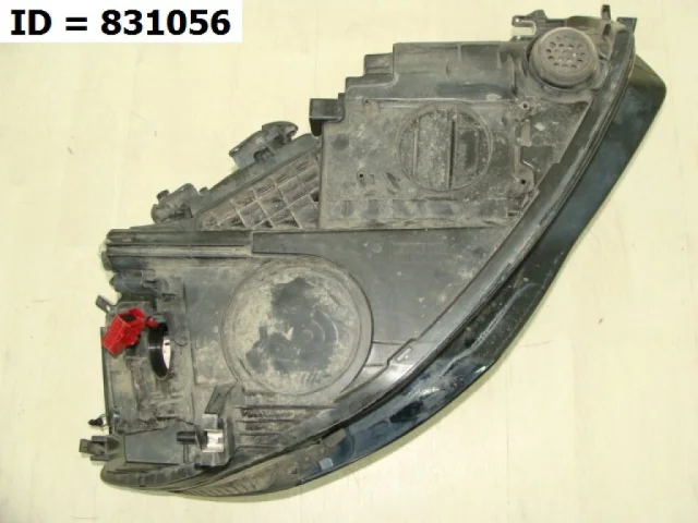 Фара левая для Audi A6 C7 Avant 2010-2018 на фотографиях