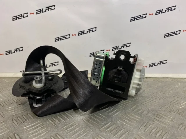 Ремень безопасности передний правый для Citroen C4 Хэтчбек 2010-2016 на фотографиях