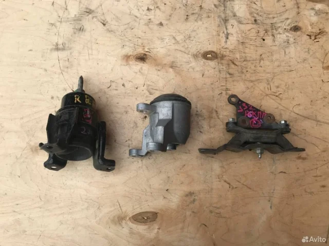 Подушка двигателя задняя левая нижняя для Nissan Teana J32 2008-2013 на фотографиях