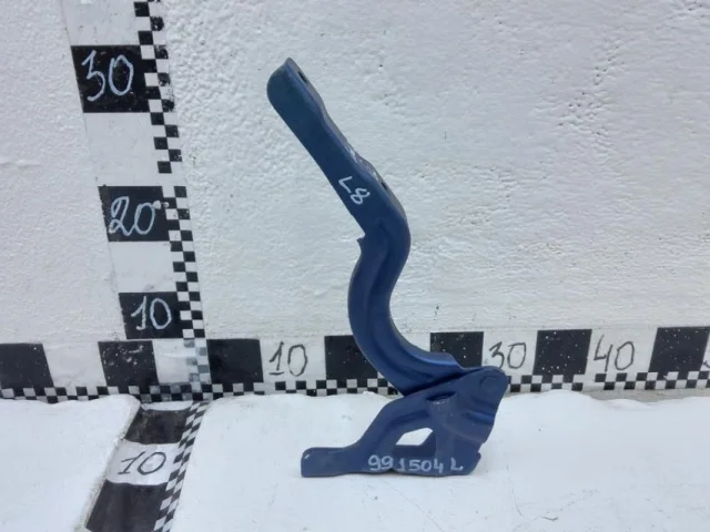 Петля капота правая для Hyundai Creta 1 GS 2016-2021 на фотографиях