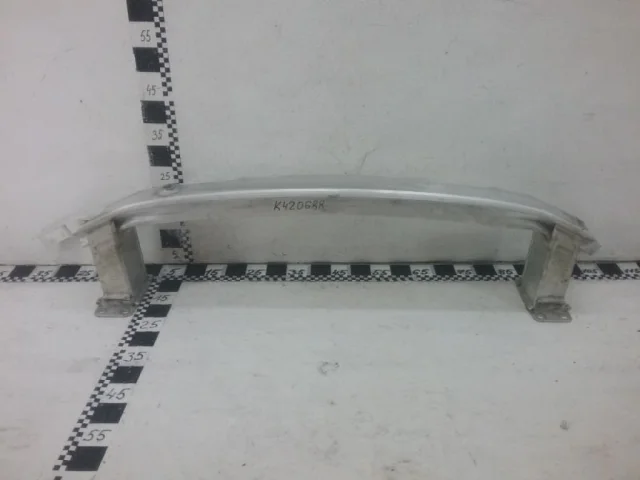 Усилитель переднего бампера для Porsche Panamera Универсал 2017-2024 на фотографиях