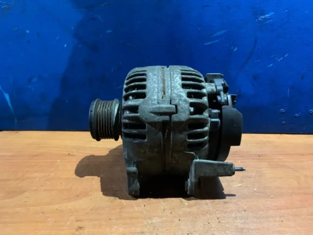 Генератор для Volkswagen Polo IV (9N3) 2005-2009 на фотографиях