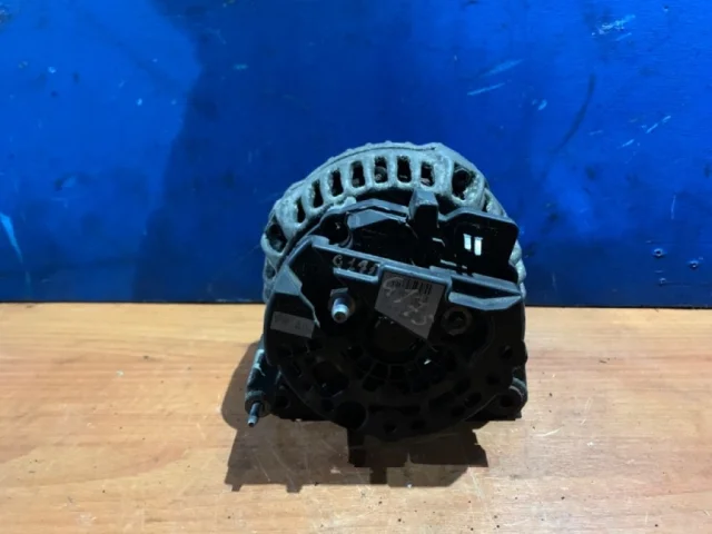 Генератор для Volkswagen Polo IV (9N3) 2005-2009 на фотографиях