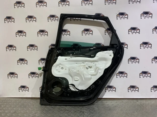 Двери для Citroen C4 Хэтчбек 2004-2011 на фотографиях