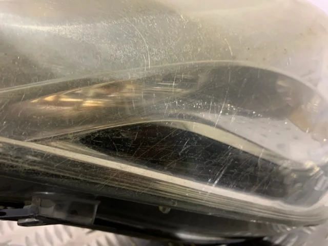 Фара правая для Citroen DS4 2011-2016 на фотографиях