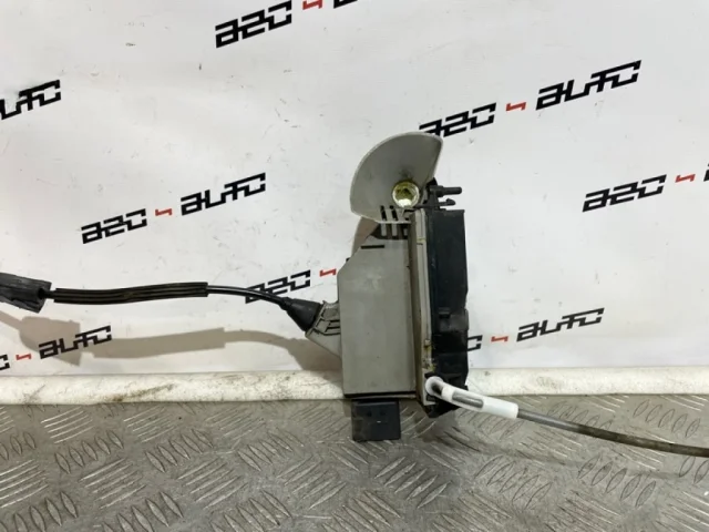 Замок передней левой двери для Citroen C4 Седан 2010-2016 на фотографиях