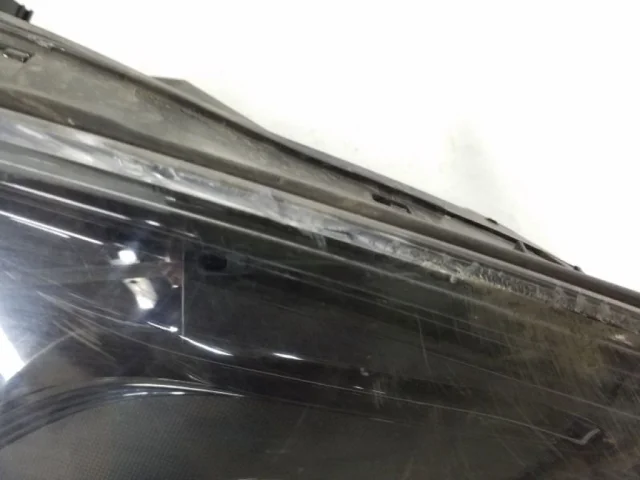 Фара правая для Porsche Panamera Универсал 2017-2024 на фотографиях