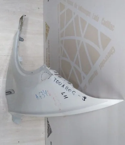 Крылья для Volkswagen Touareg III (CR) 2018+ на фотографиях