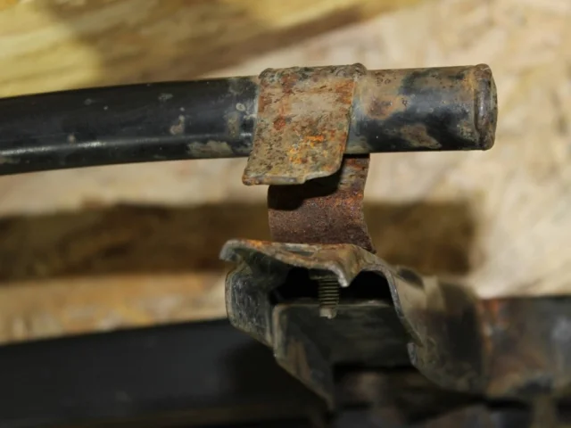 Усилитель бампера передний верхний для Kia Cerato YD 2016-2020 rest. на фотографиях