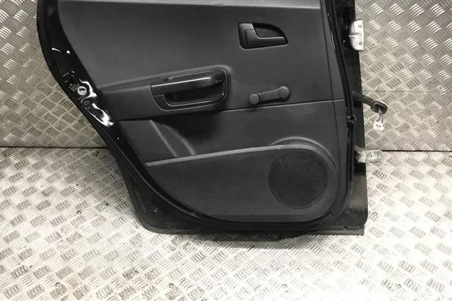 Двери для Kia Ceed 1 ED rest 2010-2012 на фотографиях