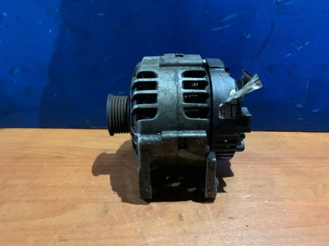 Генератор для Skoda Fabia 5J Estate 2007-2015 на фотографиях