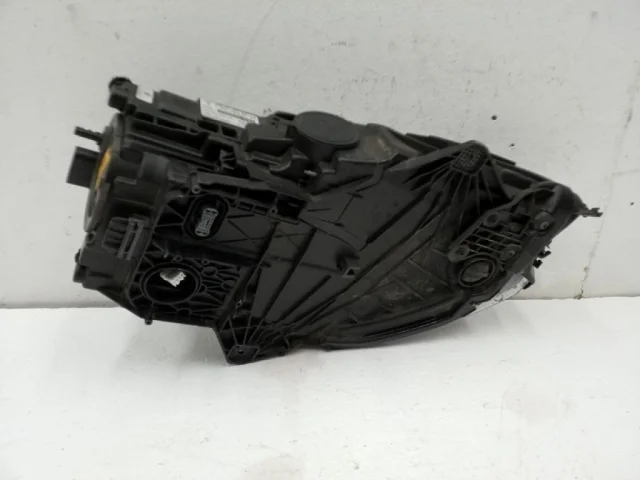 Фары для Porsche Macan 95B 2014-2023 на фотографиях