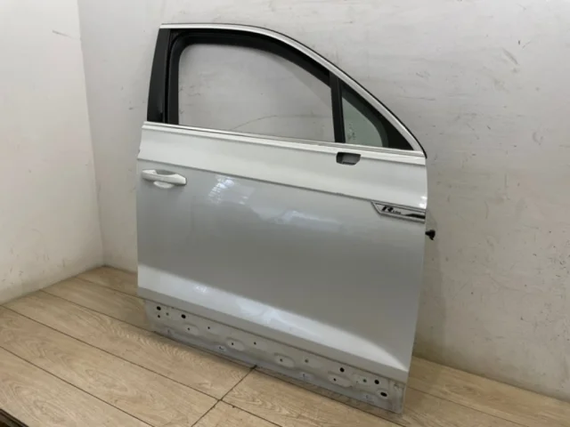 Дверь передняя правая для Volkswagen Touareg III (CR) 2018+ на фотографиях