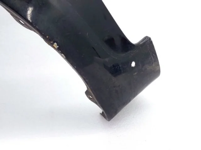 Крыло правое для Suzuki SX4 2013-2016 на фотографиях