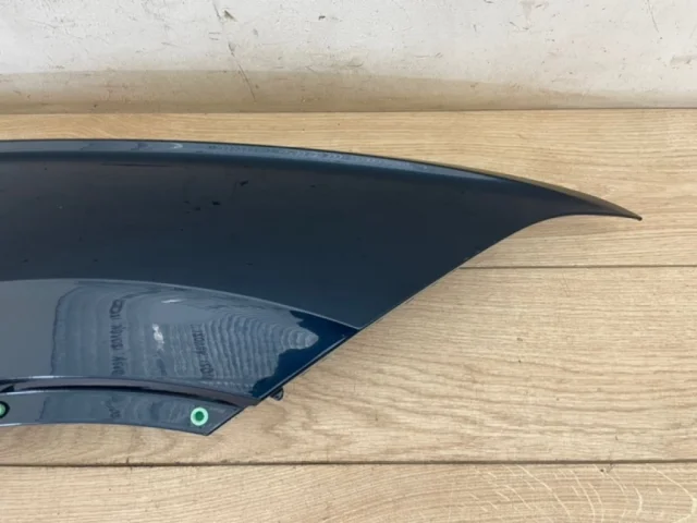 Крыло правое для Volkswagen Touareg III (CR) 2018+ на фотографиях