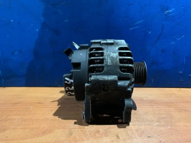 Генератор для Skoda Fabia 5J Estate 2007-2015 на фотографиях