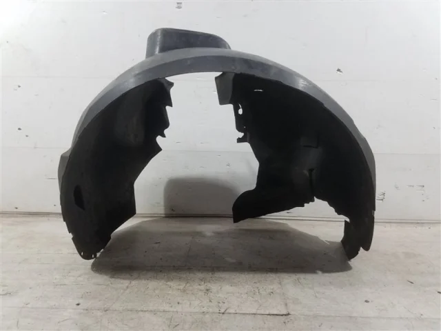 Крылья для Ford Kuga CBV 2008-2013 на фотографиях