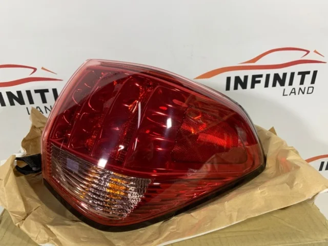 Фонарь внешний правый для Infiniti QX 56 2010-2014 на фотографиях