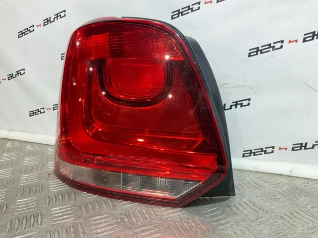 Фонарь левый для Volkswagen Polo V (6R) 2009-2014 на фотографиях