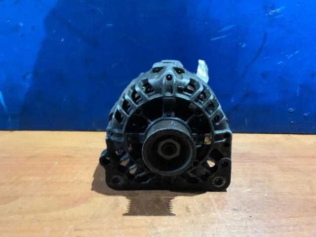 Генератор для Skoda Fabia 5J Estate 2007-2015 на фотографиях