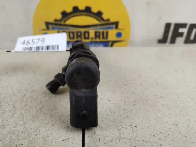 Форсунка топливная для Ford Galaxy CD340 2006-2015 на фотографиях