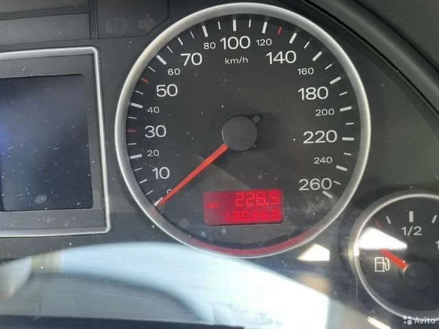 Мотор стеклоочистителя для Audi A4 B6 Кабриолет 2000-2004 на фотографиях