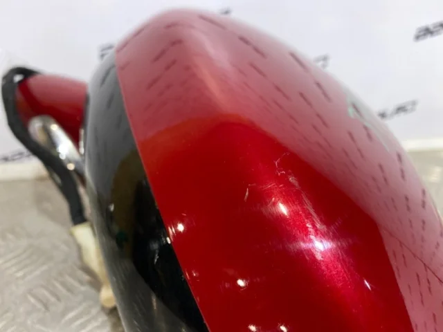 Стекла и зеркала для Citroen DS4 2011-2016 на фотографиях