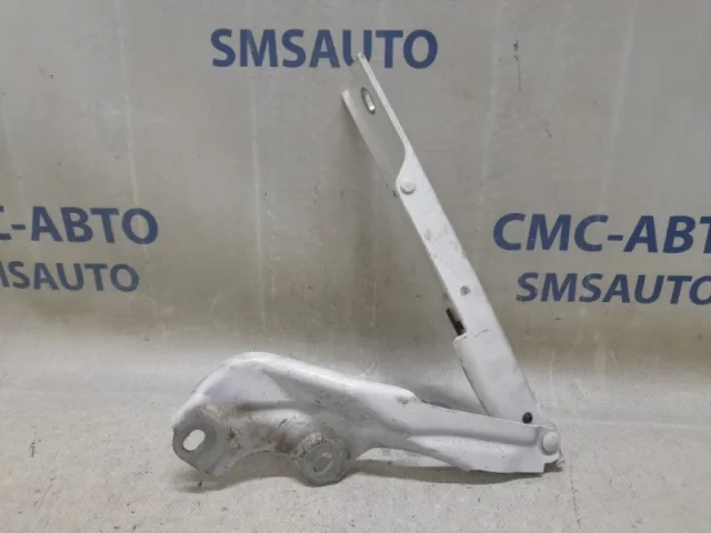 Петля капота левая для Audi A7 4G 2010-2014 на фотографиях