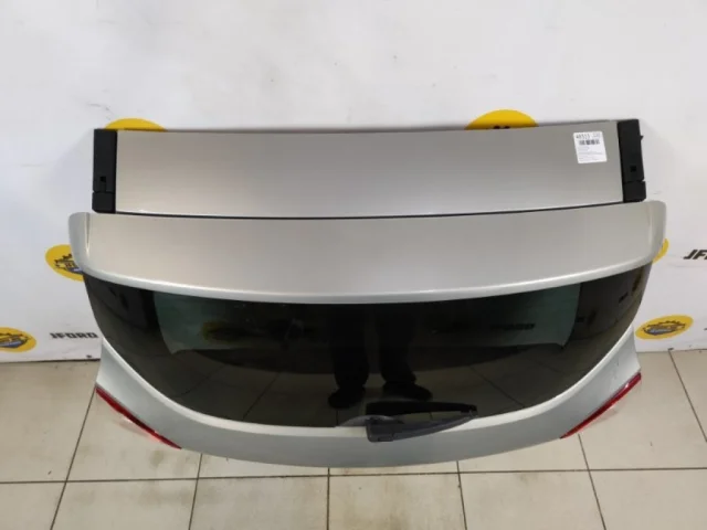 Дверь багажника для Ford Kuga CBV 2008-2013 на фотографиях