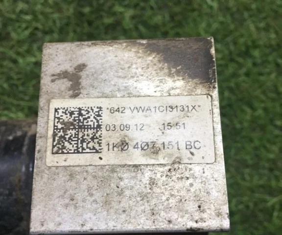 Рычаг передний левый нижний для Skoda Octavia A5 на фотографиях