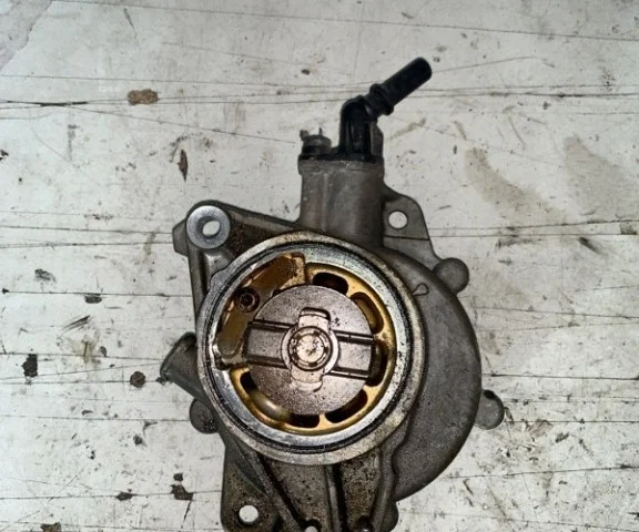 Вакуумный усилитель тормозов для Citroen C4 Хэтчбек 2004-2011 на фотографиях