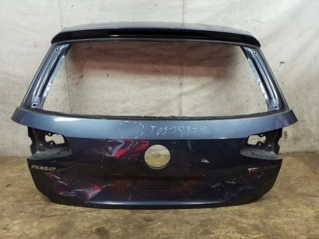 Крышка багажника для Volkswagen Passat (B8) Variant 2014-2019 на фотографиях