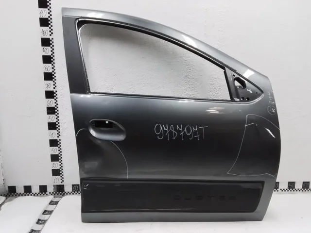 Дверь передняя правая для Renault Duster HM 2020+ на фотографиях