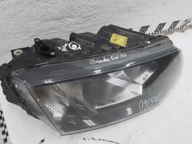 Фары для Skoda Octavia A7 Tour rest на фотографиях