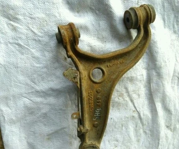 Рычаг задний правый верхний для Subaru Forester SH 2008-2012 на фотографиях