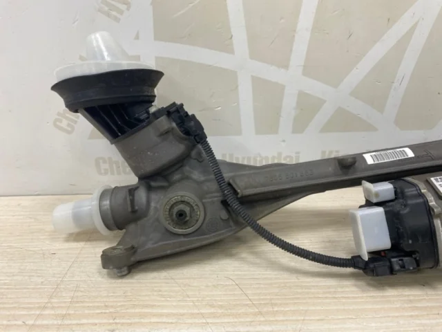 Рулевая рейка для Skoda Octavia A7 Tour на фотографиях