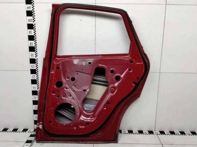 Дверь задняя правая для Porsche Macan 95B 2014-2023 на фотографиях