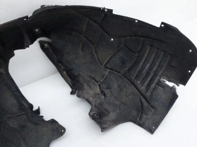 Подкрылок передний правый для Volkswagen Touareg III (CR) 2018+ на фотографиях