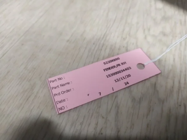 Крыло правое для Mitsubishi Pajero Sport KS0W 2016+ на фотографиях