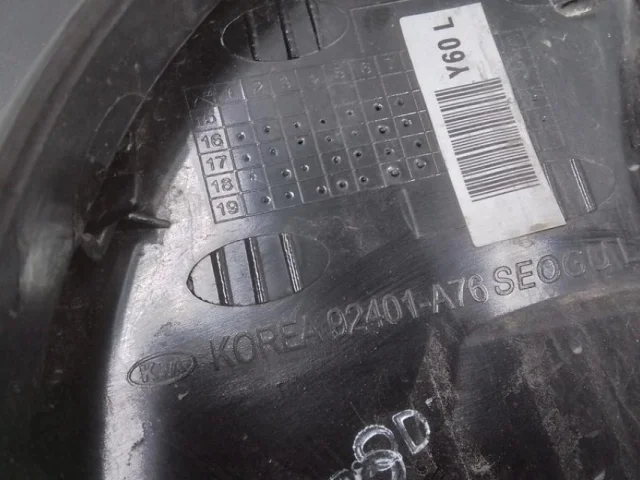 Фонарь внешний левый для Kia Cerato YD 2016-2020 rest. на фотографиях