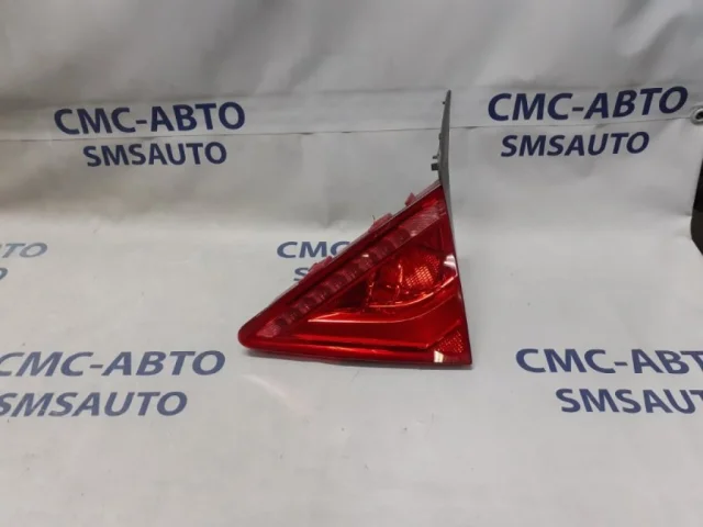 Фонарь внутренний правый для Audi A7 4G 2010-2014 на фотографиях